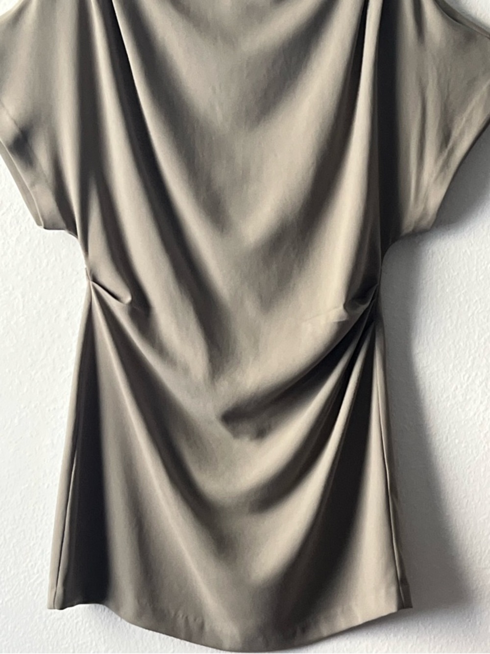 H&M Cute Taupe Draped Short-Sleeve Mini Dress, Size M - Picture 3 of 13